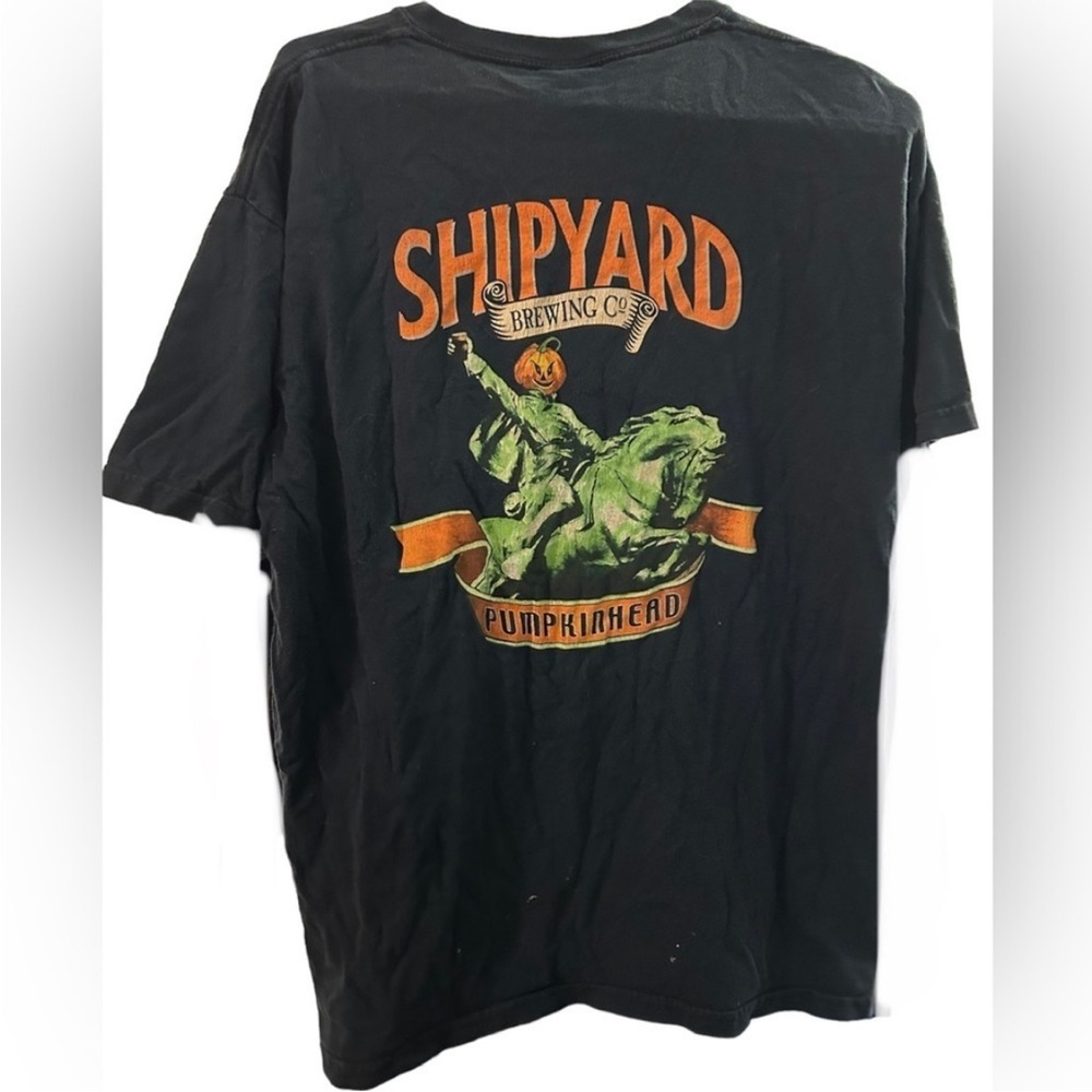 Shipyard Brewing Pumpkinhead ale black t-shirt
Black t-shirt with graphic